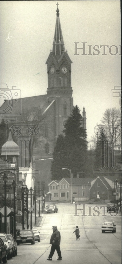 1995 Saint Mary Catholic Church shown in background. Port Washington-Historic Images