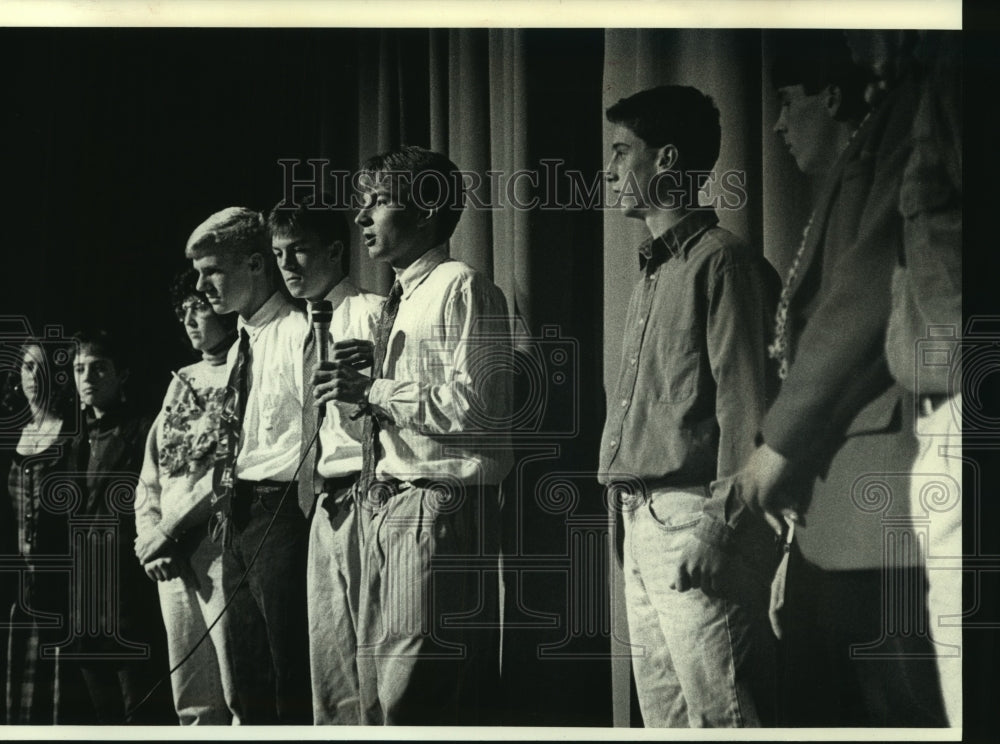 1992 Press Photo Jason Smith of Cedarburg High School, Port Washington, WI - Historic Images