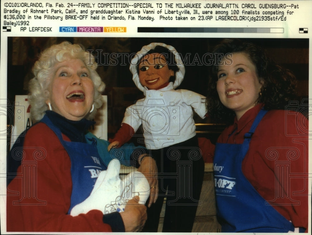 1992 Press Photo 35th Pillsbury Bake-Off finalists Pat Bradley & granddaughter - Historic Images
