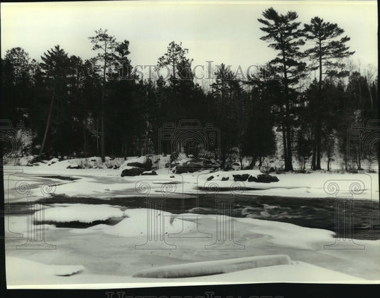 1995 Press Photo Rusk County boasts great scenery all year round. Wisconsin - Historic Images