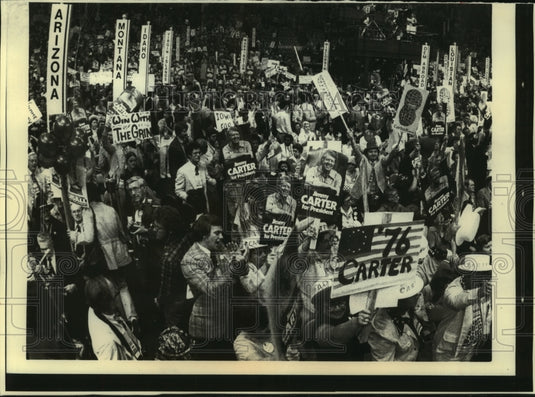 1976 Press Photo Delegates celebrated Jimmy Carter's nomination at convention - Historic Images