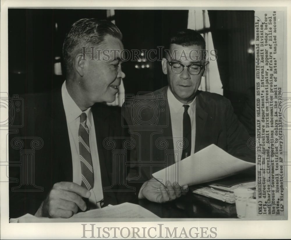 1962 Press Photo Donald Russell director of Internal Audit Division - mjb90034-Historic Images
