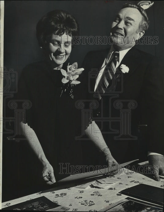 1973 Press Photo Reverend & Mrs. Jacob A.O., Trinity Lutheran Church, Milwaukee - Historic Images