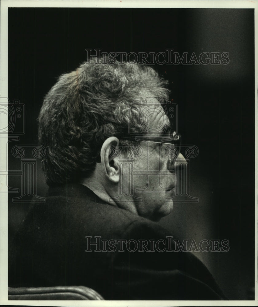 1989 Press Photo Retired psychiatrist Morton Josephson, gets 18-months probation - Historic Images