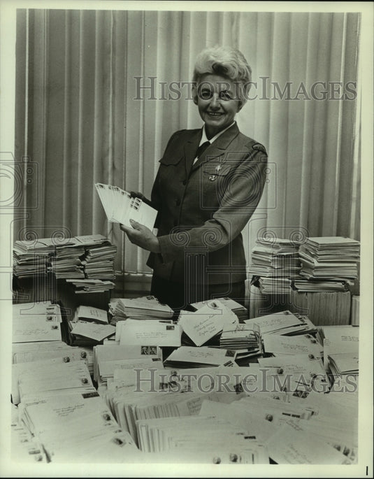 1966 Press Photo Mrs. Holton R. Price, jr, President to Girl Scouts of U.S.-Historic Images