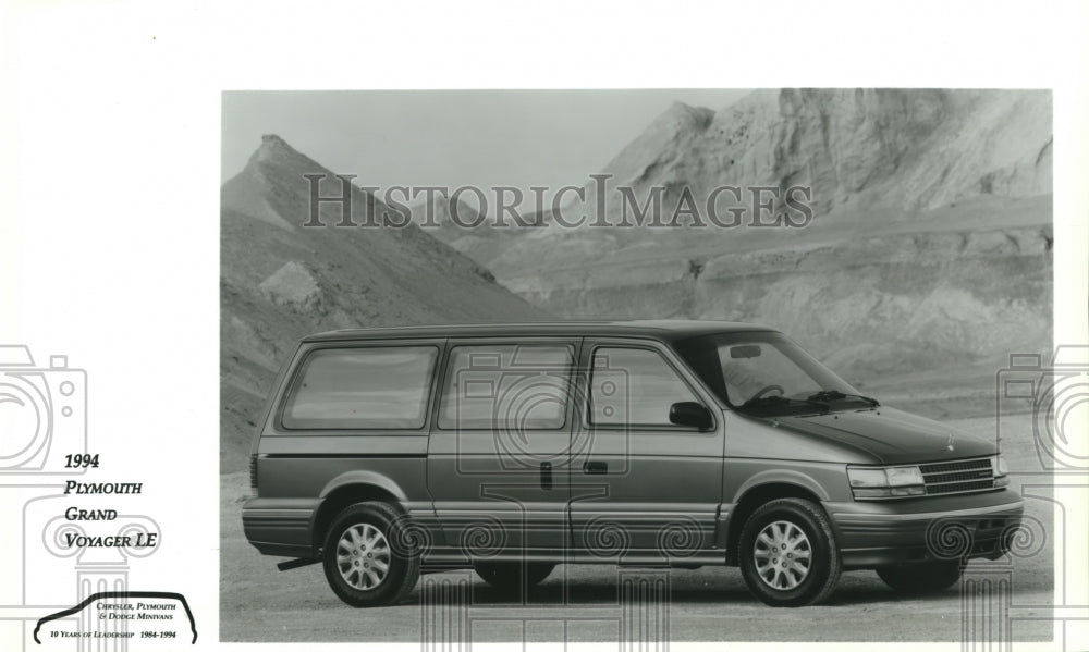 1993 Dual air bags are standard on Plymouth&#39;s 1994 Grand Voyager - Historic Images