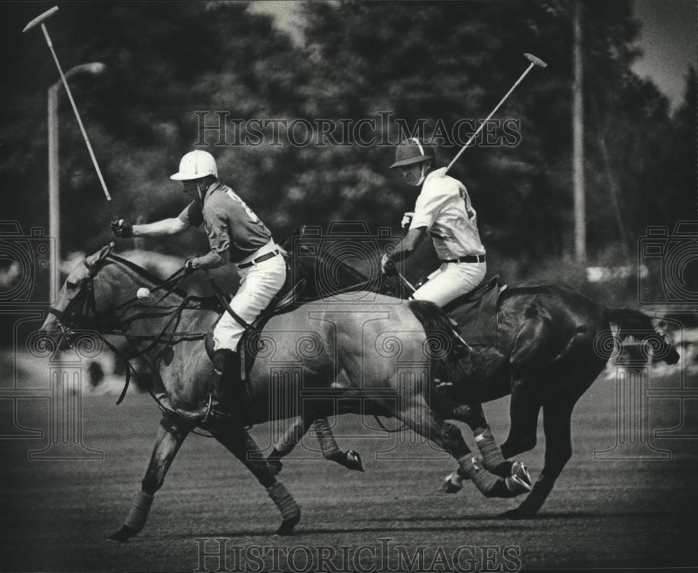 1979 Milwaukee Polo Club wins at Uihlein Field, Billy Stevens (L) - Historic Images