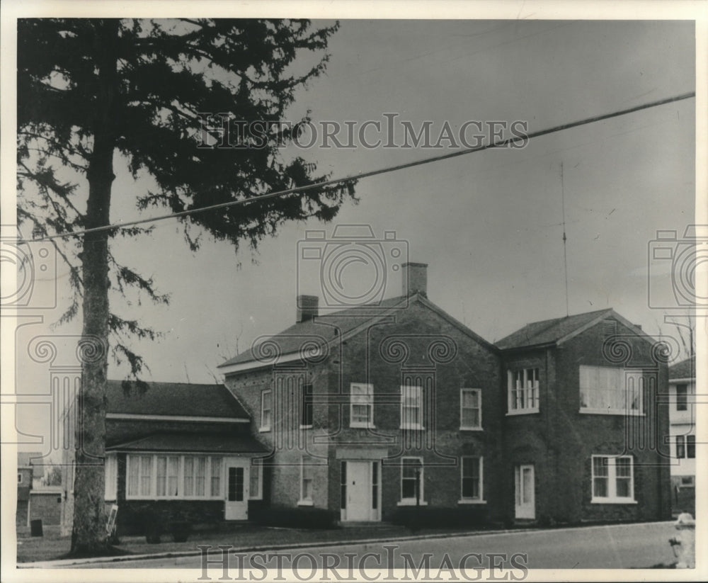 1971 Press Photo The tower house in Shullsburg, WI as it looks in 1971 - Historic Images