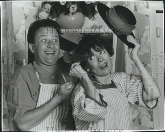 1991 Press Photo John McGivern and Tracey Adams in local Milwaukee play - Historic Images