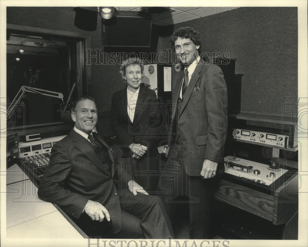 1983 Press Photo Michael D. Jorgensen with co-owners of WOKY-AM &amp; WMIL-FM - Historic Images