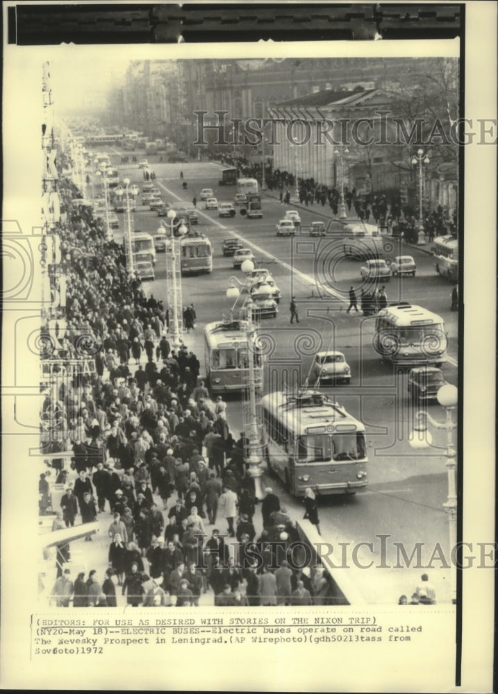 1972 Overhead view of street in Leningrad, Russia-Historic Images