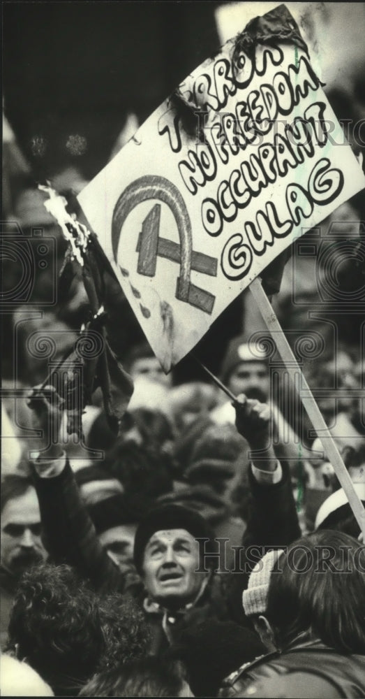 1981 Anti-Soviet Demonstration by Polish population pf Chicago - Historic Images