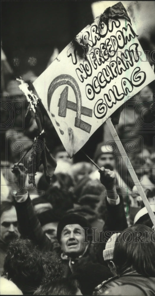 1981 Anti-Soviet Demonstration by Polish population pf Chicago - Historic Images