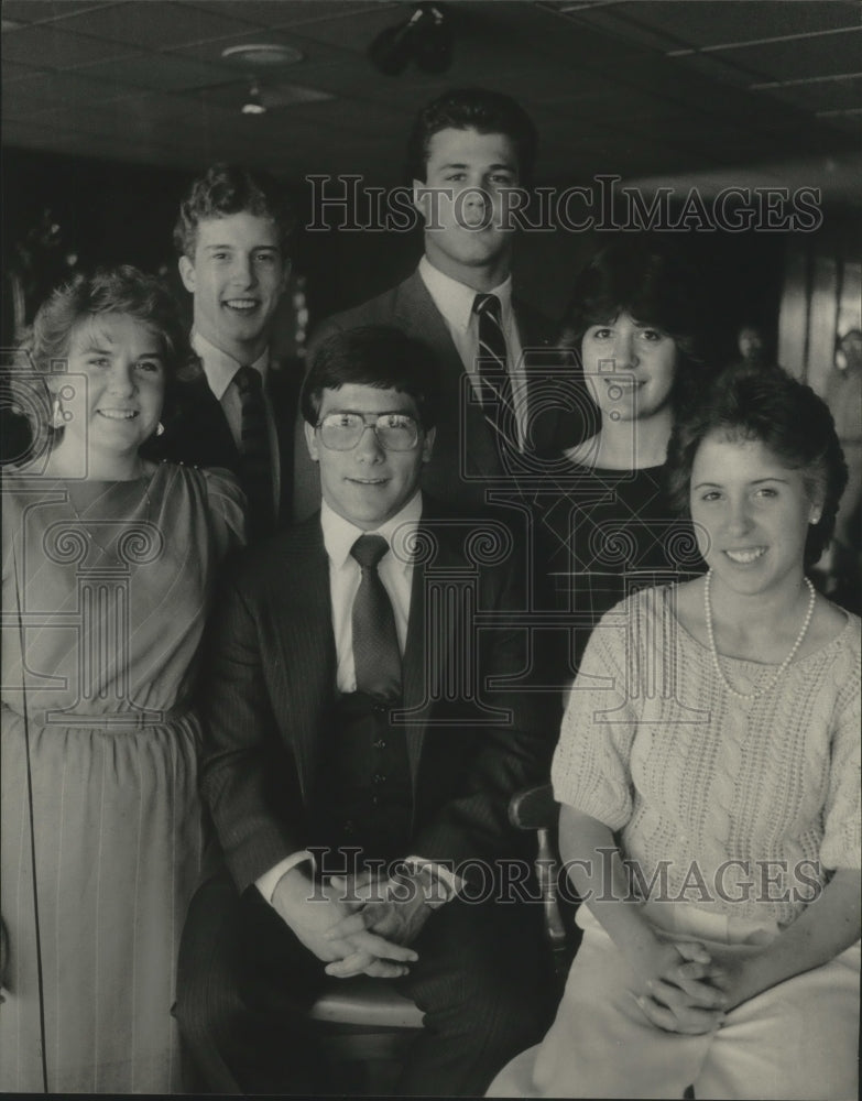 1984 Press Photo Students honored at Waukesha Optimists Club, Youth Appreciation - Historic Images