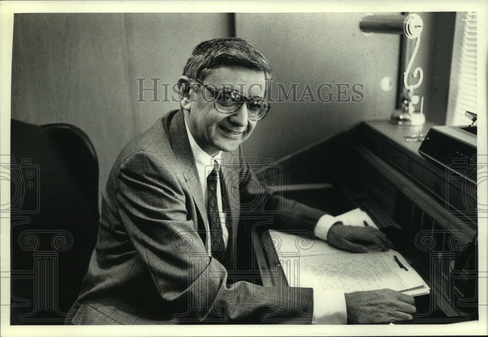 1991 Press Photo Herzel Spiro, Milwaukee Medical College of Wisconsin - Historic Images