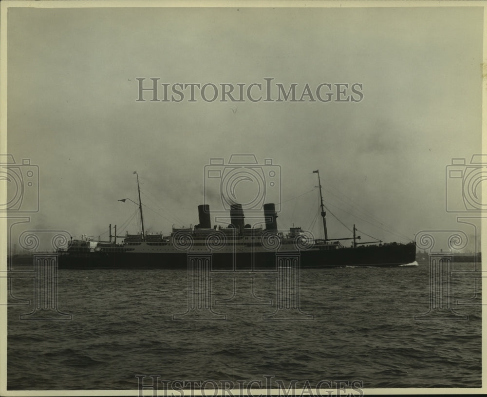 1929 Press Photo Cunard Liner, S.S. Transylvania - mjb92690-Historic Images