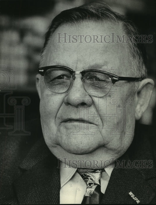 1965 Press Photo Carl Stanfield, Radio Store operator - mjb92966-Historic Images