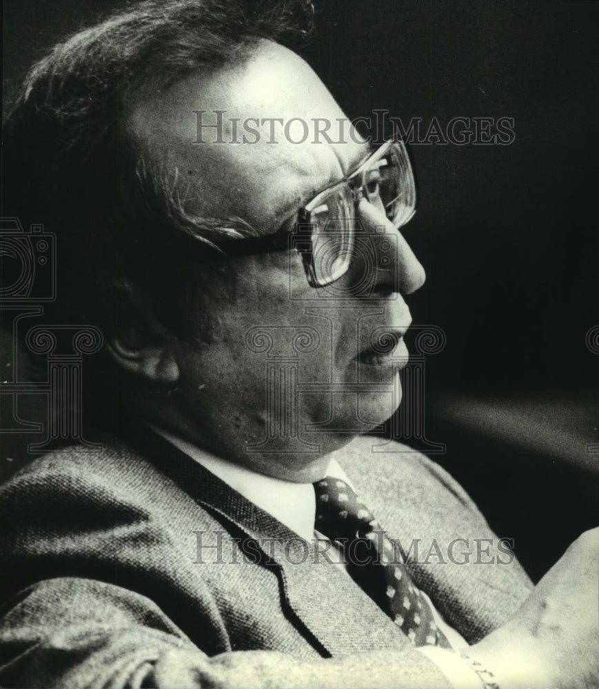 1981 Milwaukee Attorney James Shellow representing Dominic D&#39;Amisto-Historic Images