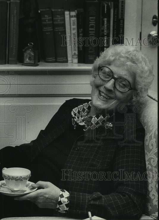 1976 Press Photo May Sarton, American Author - mjb94293 - Historic Images