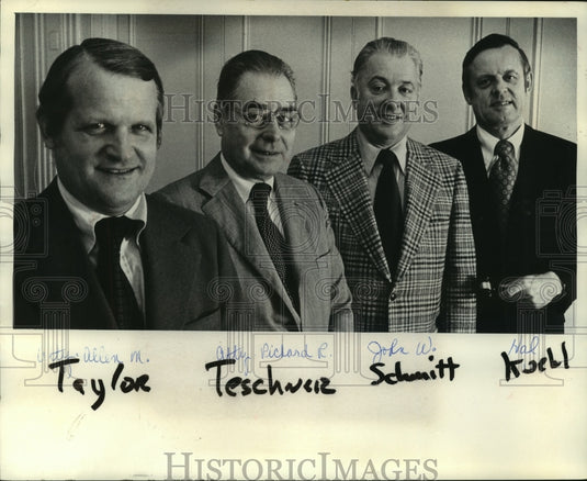 1974 Press Photo Greater Milwaukee Committee directors - mjb94528-Historic Images