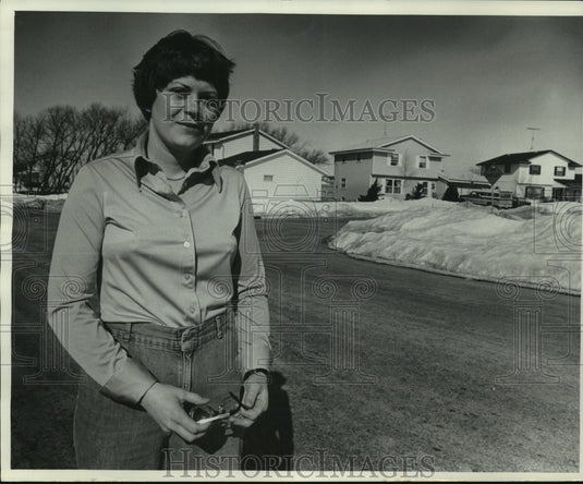 1979 Press Photo Mary Schmit, likely to be the town's 1st female alderman - Historic Images