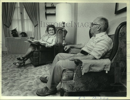 1981 Press Photo Milwaukee Residence Managers of Villa Terrace - mjb94551 - Historic Images