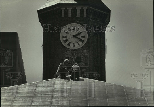 1982 Press Photo Old St. Mary's Catholic Church gets new copper roof - mjb94724 - Historic Images