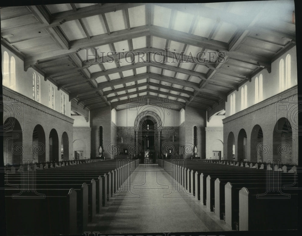 1958 Press Photo Interior view of St. Monica&#39;s Catholic Church, Whitefish Bay - Historic Images