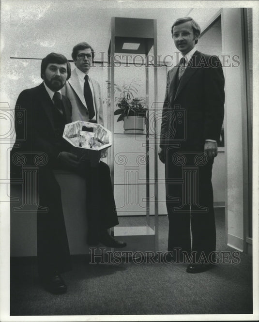 1977 Wauwatosa, Specified Products, Inc., management members - Historic Images