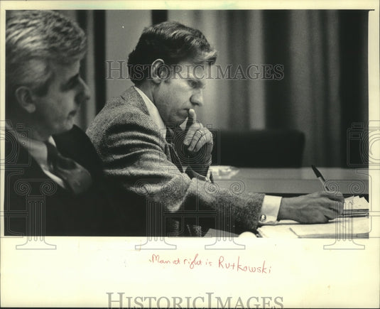 1985 Press Photo Ronald J. Rutkowski, Public Works director of Cudahy, Milwaukee - Historic Images
