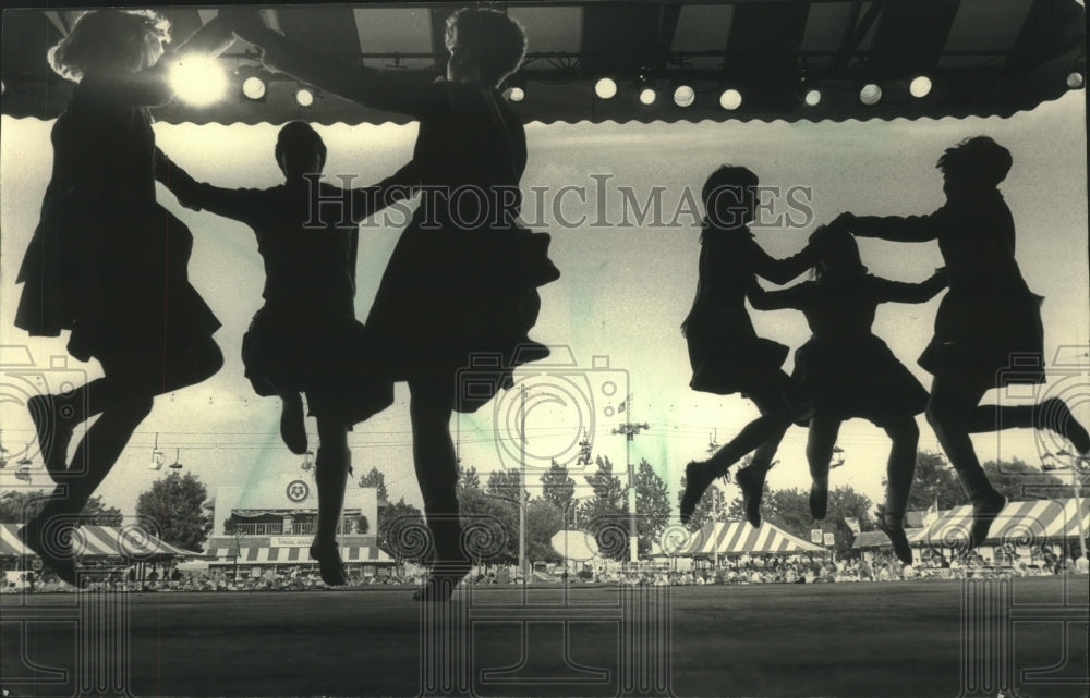 1987 Press Photo The Cashel Irish Dancers Perform At Irish Fest - mjb95888 - Historic Images