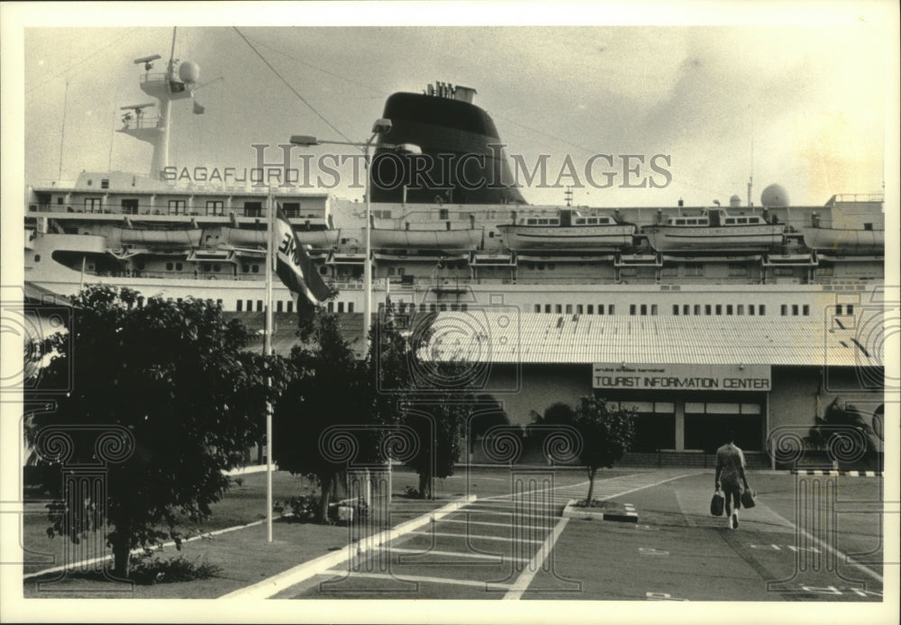 1991 Press Photo Sagafjord cruise ship, Opus XXXVIII Music Festival at Sea - Historic Images