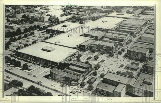 1983 Press Photo Artist rendering of proposed downtown Stevens' Point, WI mall - Historic Images