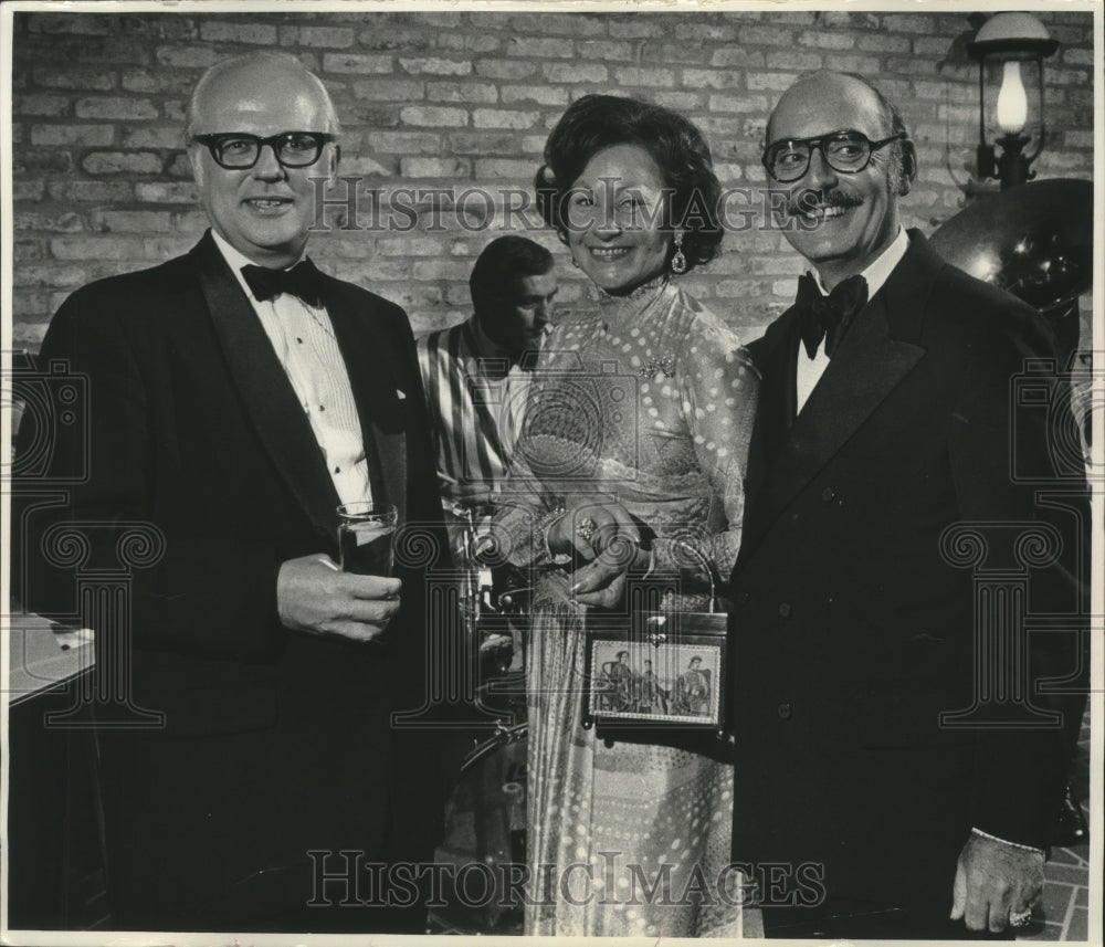 1973 Press Photo Opera Club of Milwaukee, Florentine Opera Company Benefit - Historic Images