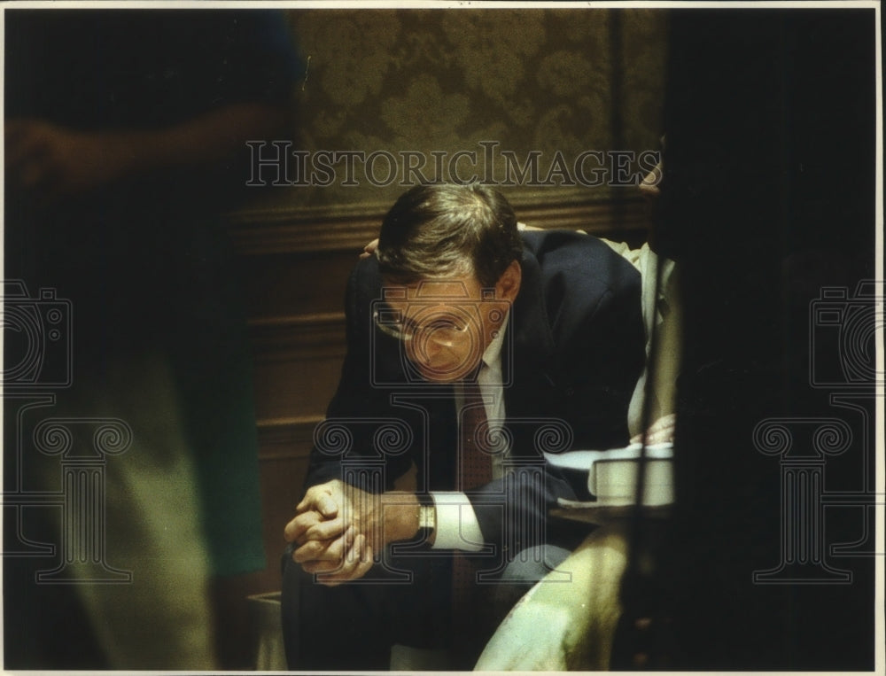 1993 Milwaukee Brewers president Bud Selig at Kohler news conference - Historic Images