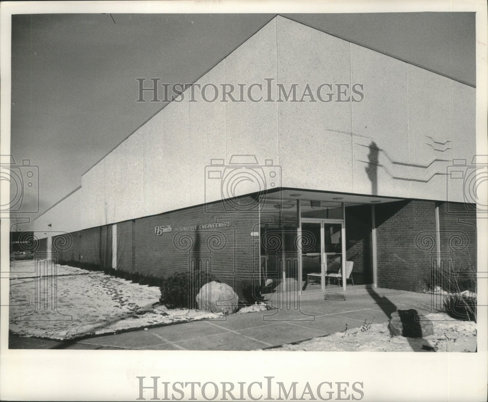 1963 Press Photo The exterior of the A.O. Smith Corp.&#39;s new facilities building - Historic Images