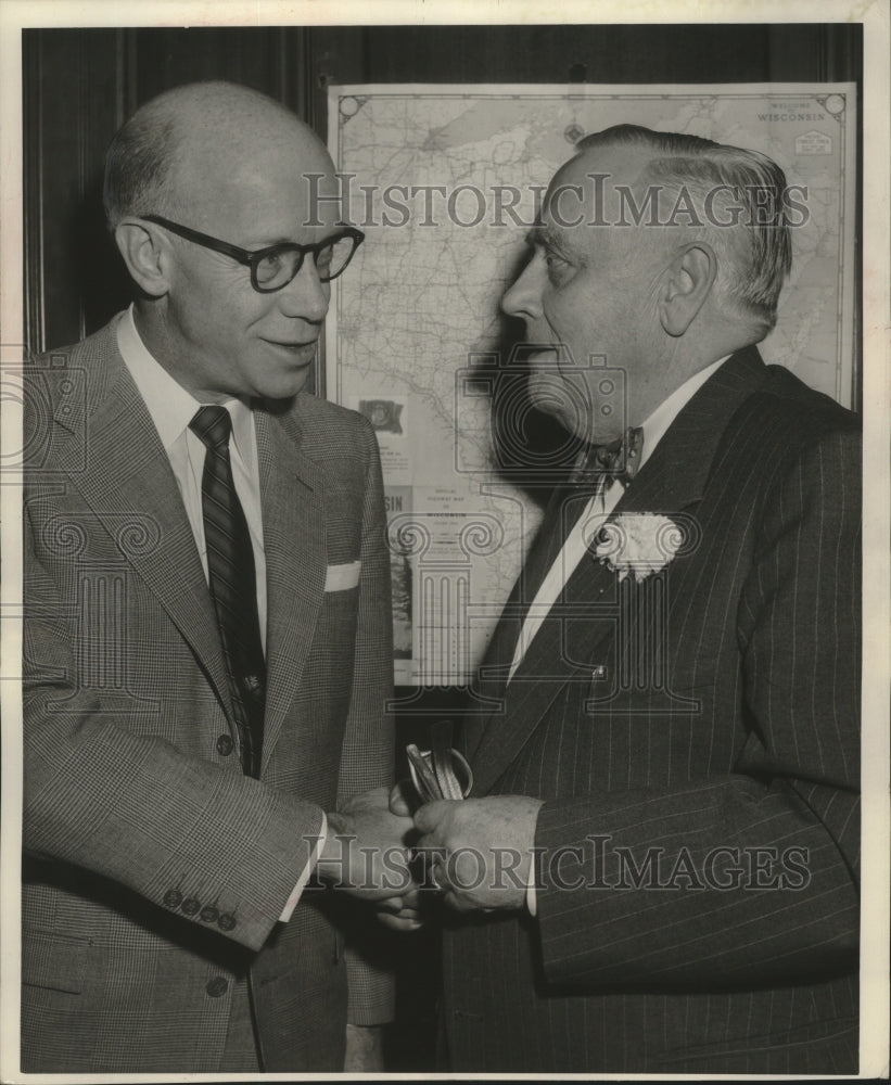 1955 Press Photo Herbert Steffes, Senator Wiley shaking hands, Washington D.C. - Historic Images