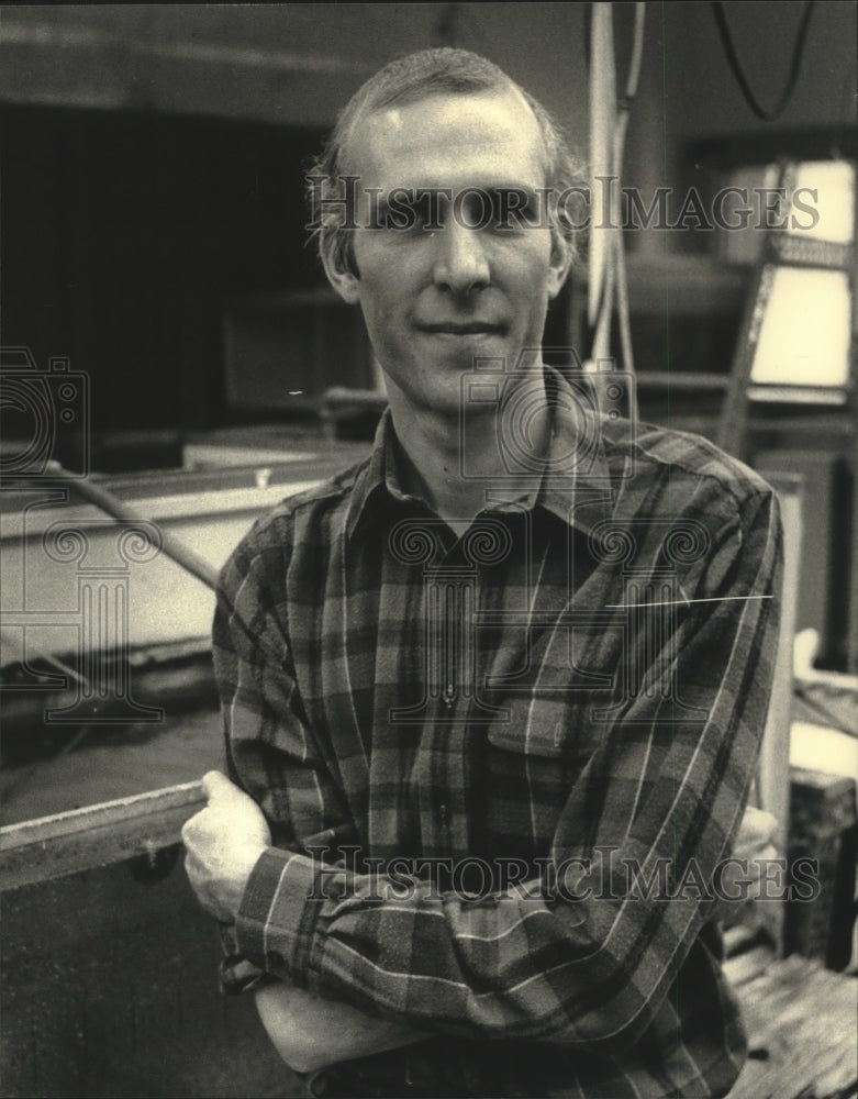 1988 Clifford Kraft, biologist, University of Wisconsin, Green bay - Historic Images