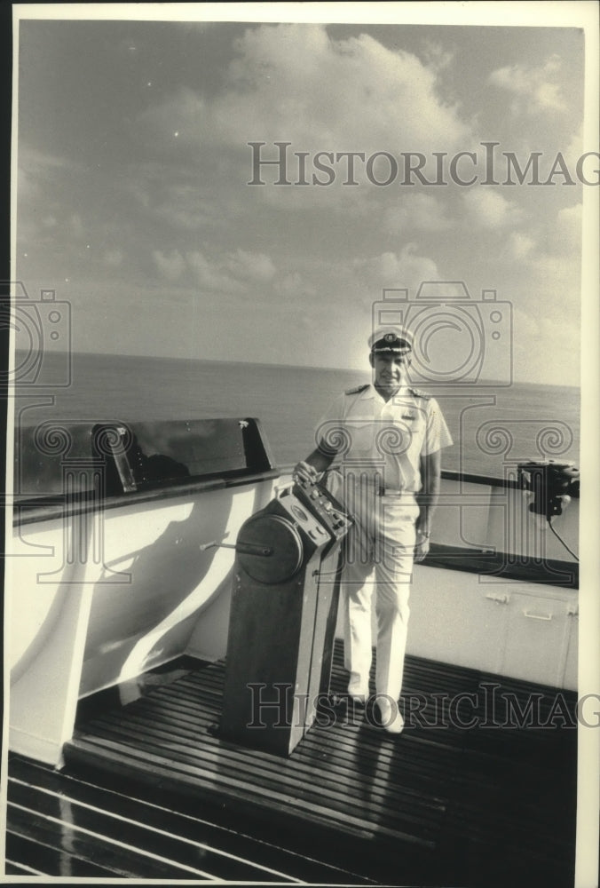 1991 Press Photo Captain Per Moen of the Nordic Prince cruise ship - mjb97429 - Historic Images