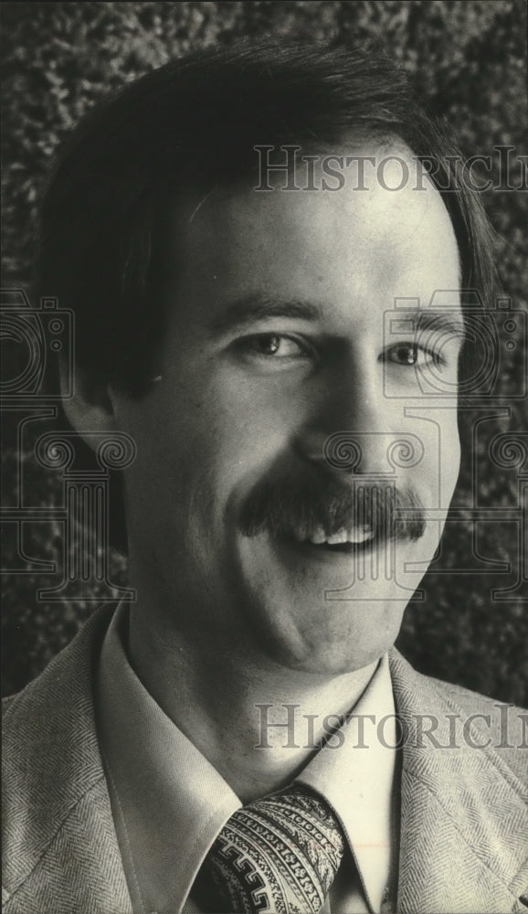 1981 Press Photo Alexander G. Schauss, psychologist in Tacoma, Washington - Historic Images