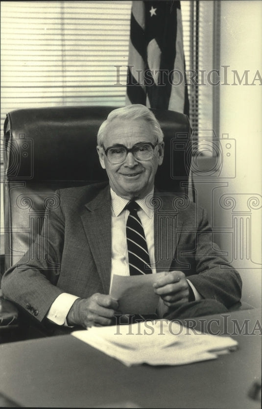 1986 Press Photo Michael T. Scanlon-Milwaukee US Dept Housing and Urban Dev - Historic Images
