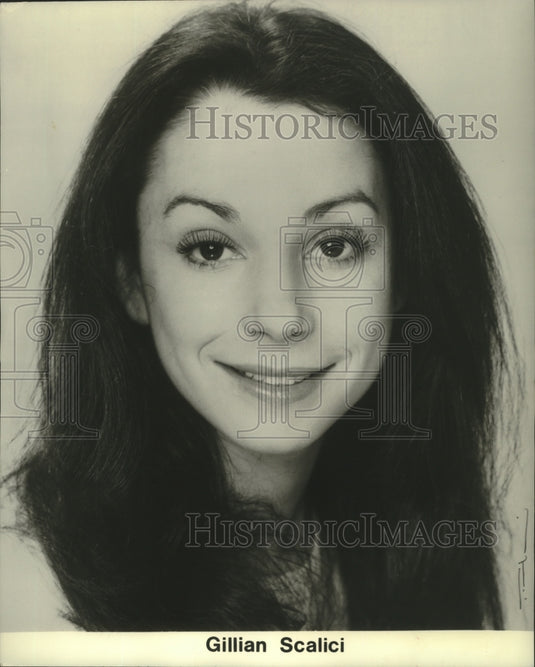 Press Photo Gillian Scalici, formerly of Mimika mime troupe, Milwaukee - Historic Images