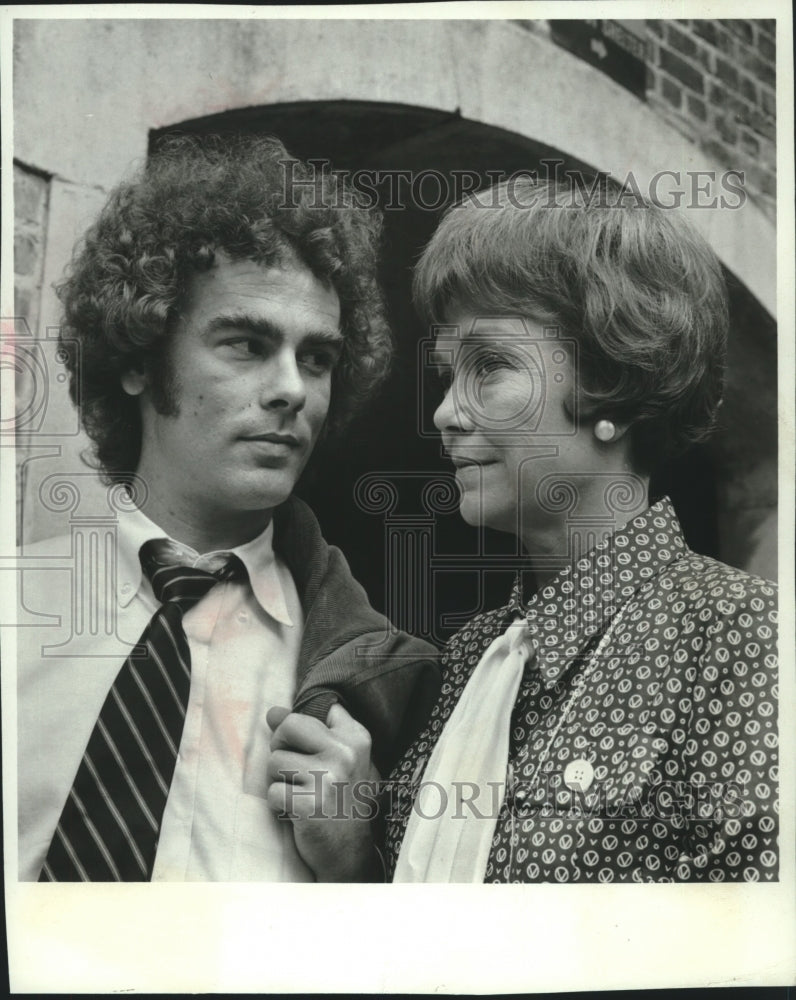 1971 Press Photo American actor, Dean Stockwell and companion - mjb98021 - Historic Images