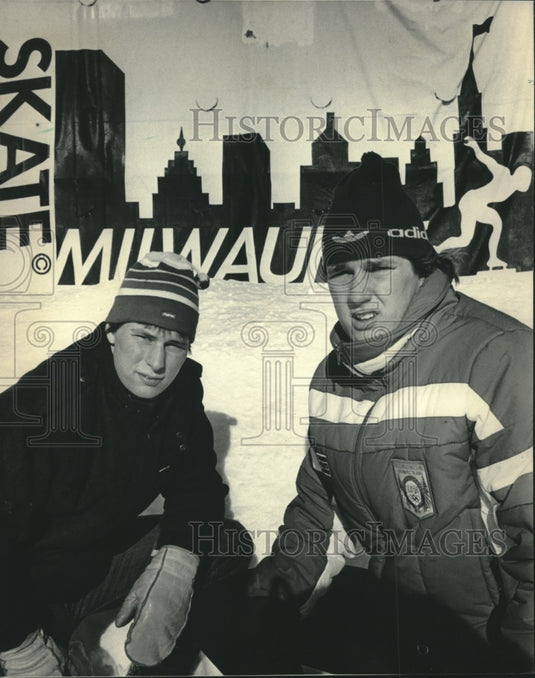 1985 Press Photo Mike & Dan Jansen qualified, US speedskating squad, Wisconsin - Historic Images