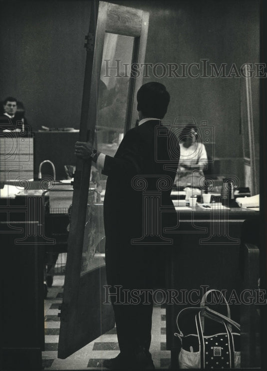 1993 Press Photo Evidence in murder trial of David Stokes in Waukesha - Historic Images