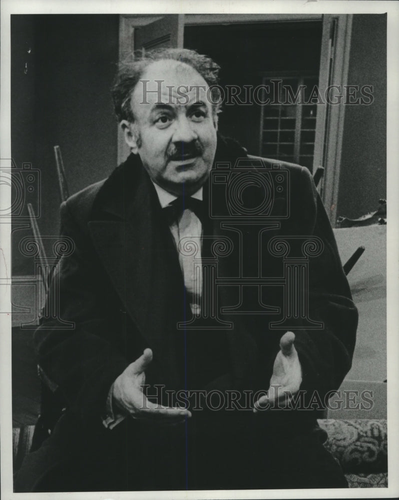 1976 Press Photo Lou Jacobi Actor United States - mjb98443 - Historic Images