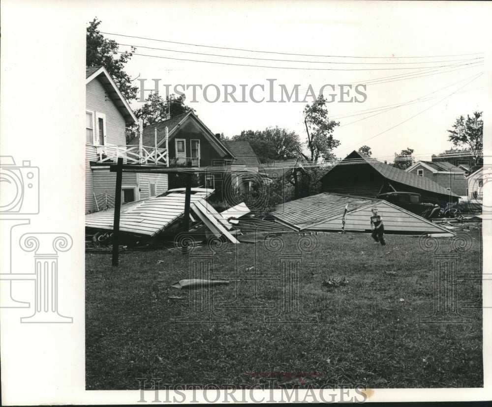 1964 Press Photo Damage caused by tornado in Fond du Lac, Wisconsin - mjb98658 - Historic Images