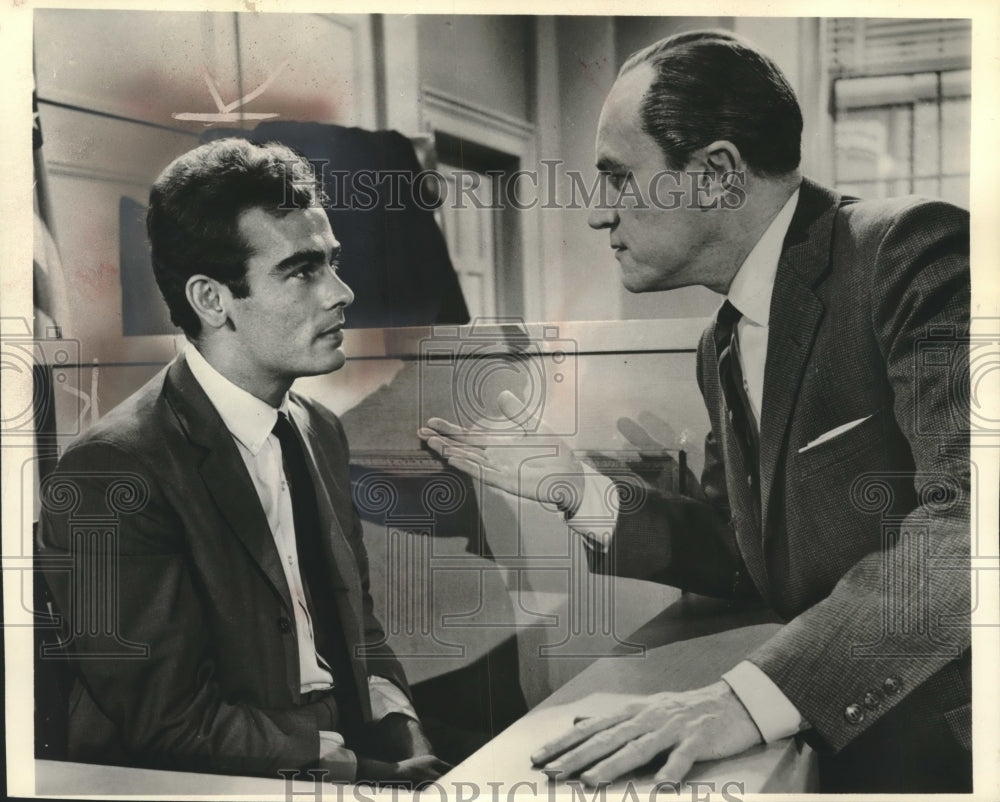 1963 Press Photo Dean Stockwell and costar in a scene from &quot;The Defenders&quot; - Historic Images
