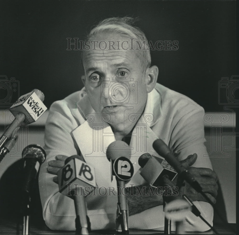 1984 Press Photo Milwaukee Doctor Alfred J. Tector - mjb98850 - Historic Images