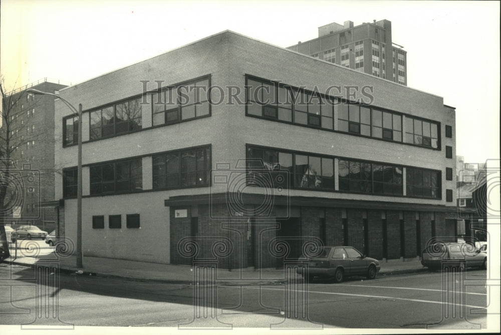 1991 Press Photo Technology Institute of Milwaukee Private Vocational School - Historic Images